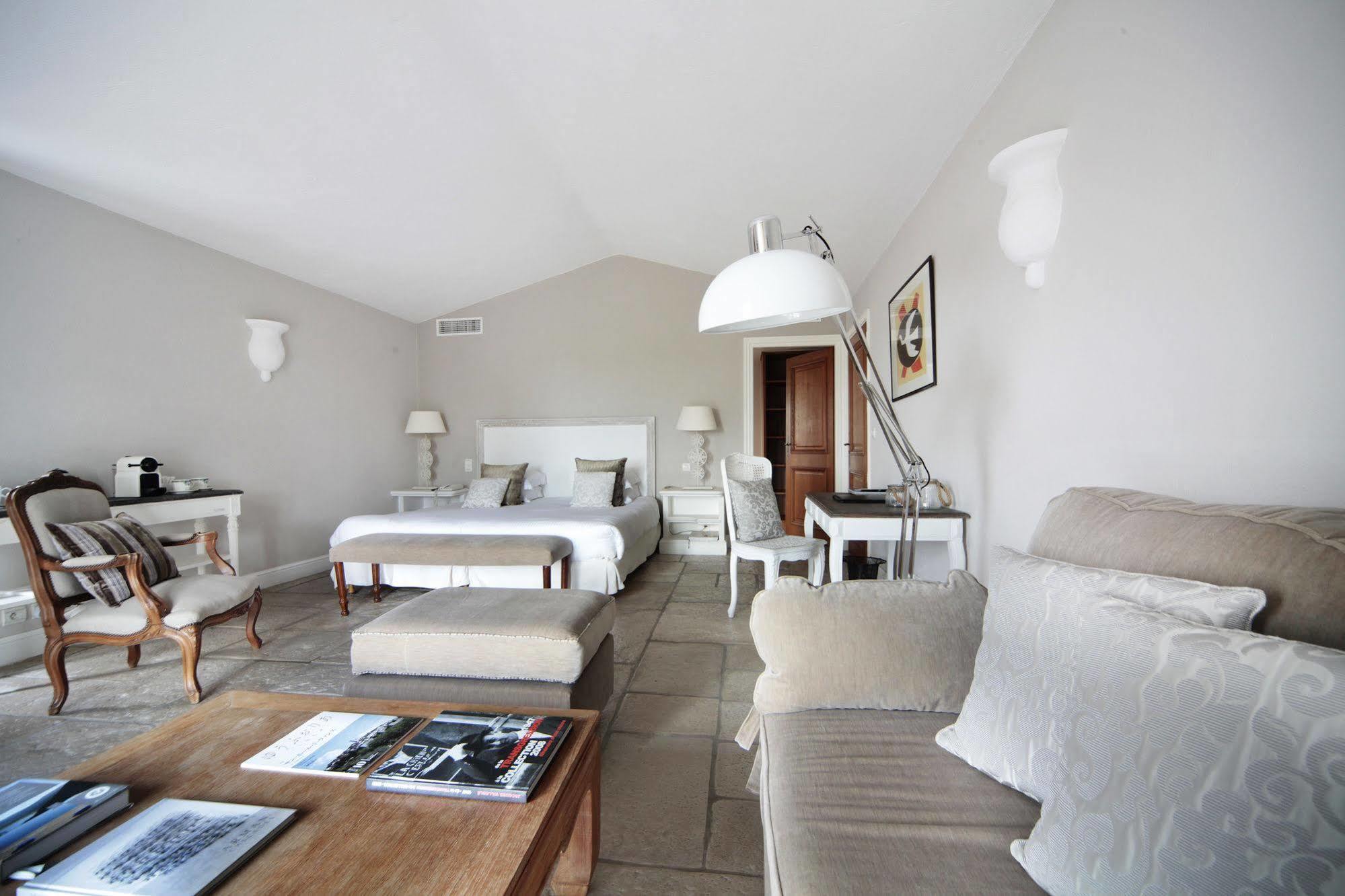 Hotel & Restaurant Alain Llorca La Colle-sur-Loup